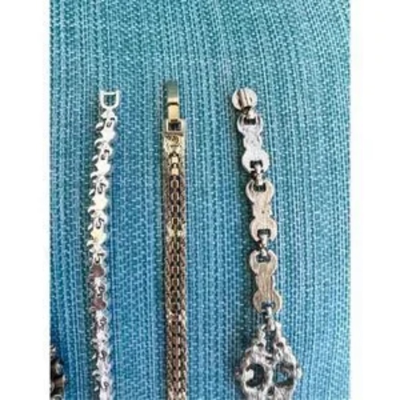 Elegant Bracelet Collection – Rhinestone, Lucite, Silver, and Beaded Designs - Picture 6 of 16